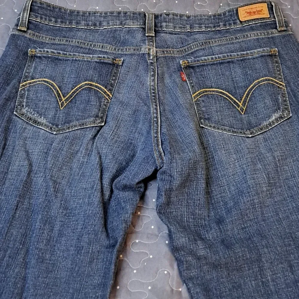 Y2K vintage Levi's 518 Superlow jeans